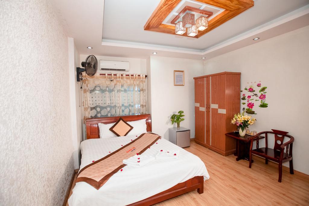 Halong Party Hostel ฮาลอง ภายนอก รูปภาพ