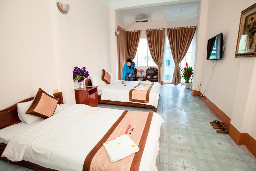 Halong Party Hostel ฮาลอง ภายนอก รูปภาพ