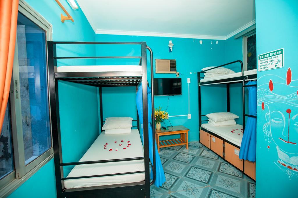 Halong Party Hostel ฮาลอง ภายนอก รูปภาพ