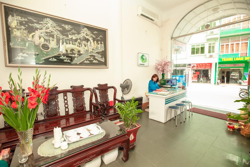Halong Party Hostel ฮาลอง ภายนอก รูปภาพ