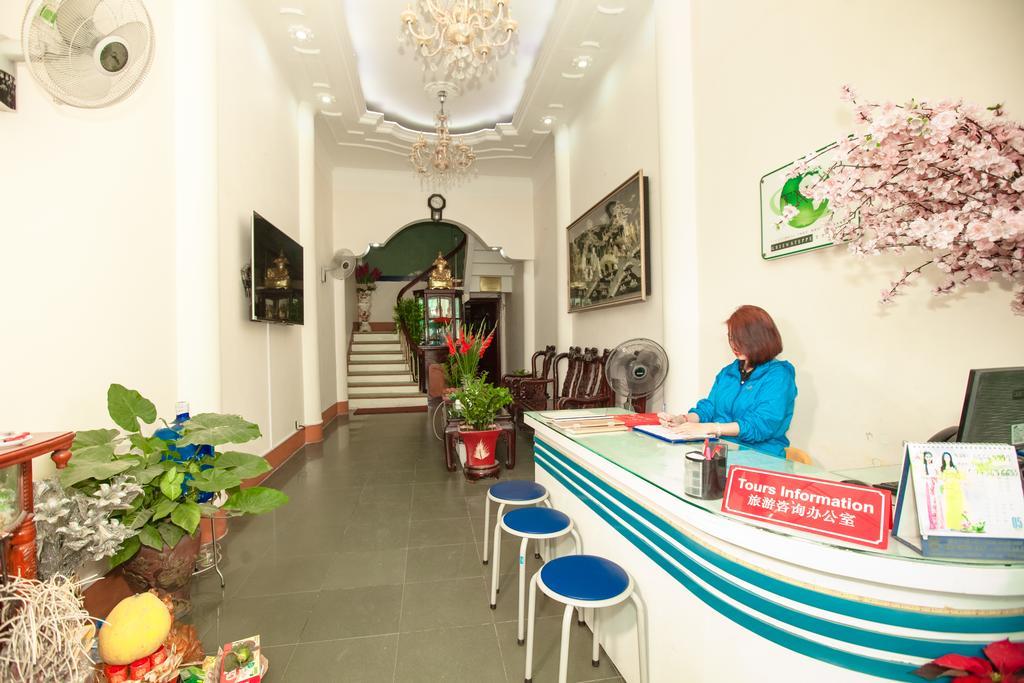 Halong Party Hostel ฮาลอง ภายนอก รูปภาพ