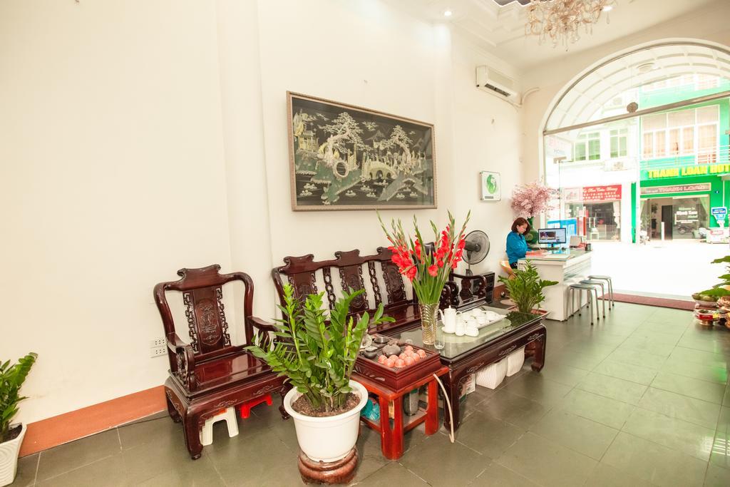 Halong Party Hostel ฮาลอง ภายนอก รูปภาพ